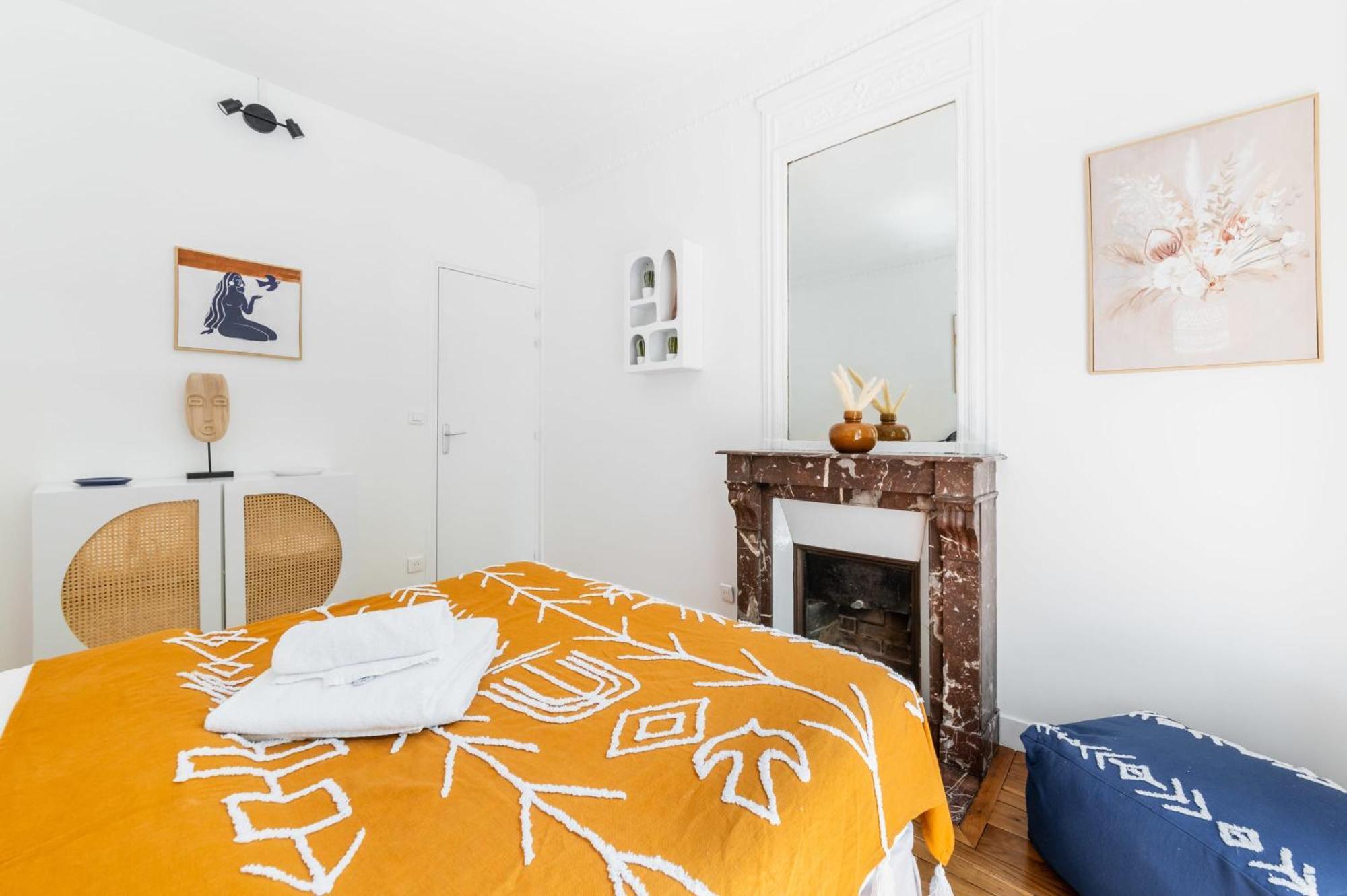 2 Pieces Refait Neuf Metro Jaures - Paris 19 - 4P - Flat-Guest Apartment Exterior photo