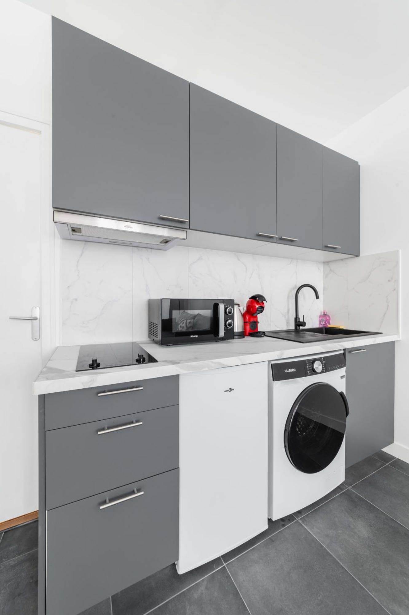 2 Pieces Refait Neuf Metro Jaures - Paris 19 - 4P - Flat-Guest Apartment Exterior photo